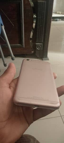 VIVO Y55A 4