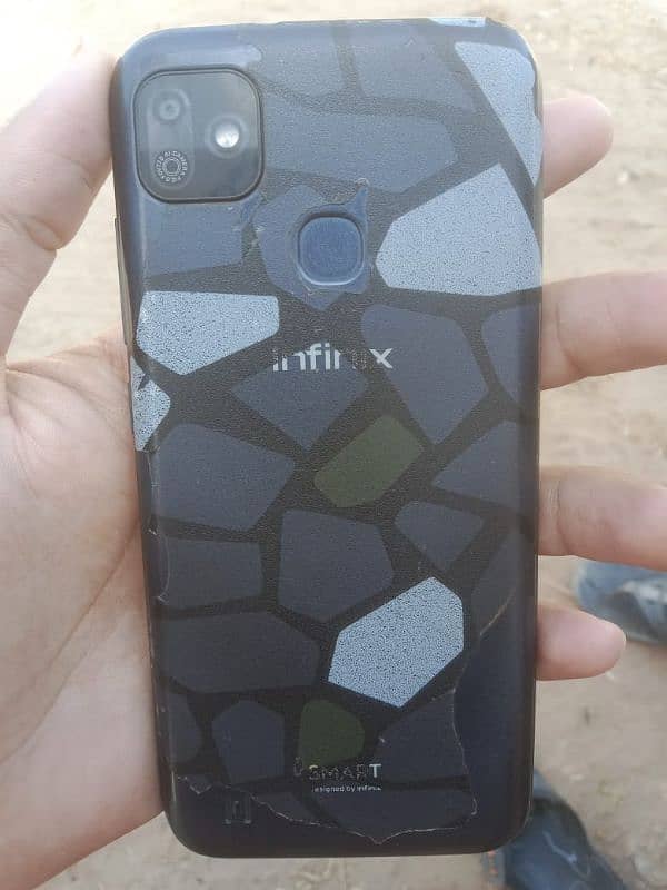 Infinix Smart HD. 2/32 3