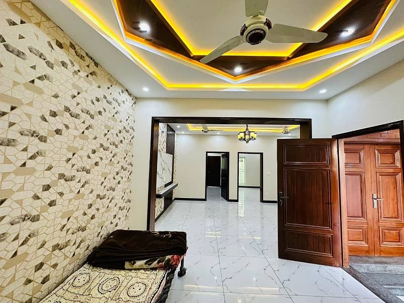 5 Marla Modern House Available For Sale In Paragon City Lahore 8