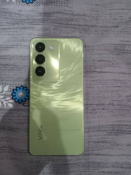 vivo y100 Brand New Just Box open 0