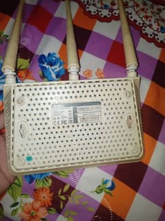 tenda router hai bilkul ok hai mene فائبر router lya h