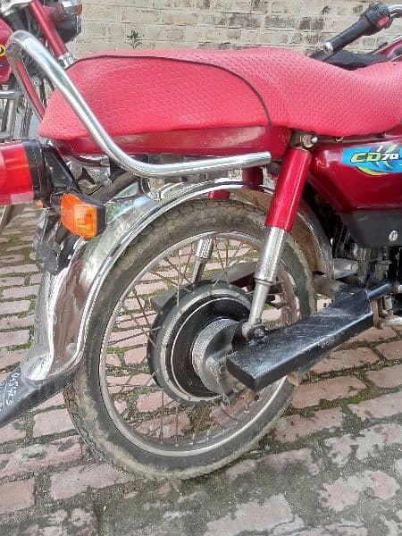 electric bike 100 km chaly ek dafa charge karny par 5