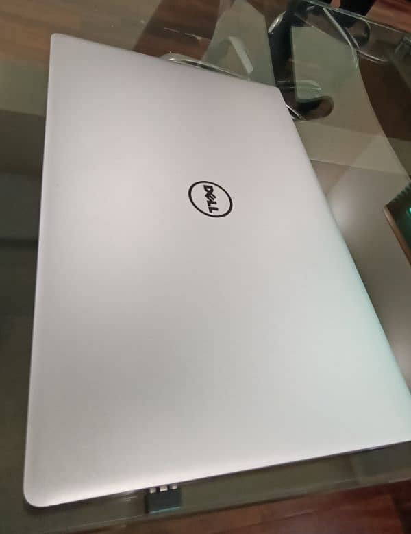 Dell XPS 13 9350 0