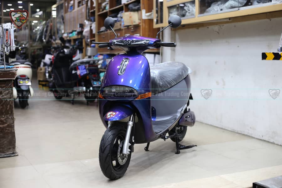 Powerful EV SCOOTY Desir GO PLUS 2024 1