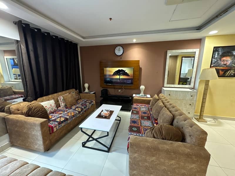 A Beautiful 1 Bed Room Luxury Apartments For Rent On Daily & Monthly 1