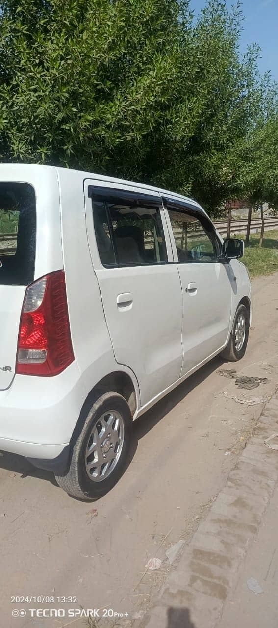 Suzuki Wagon R 2018 5