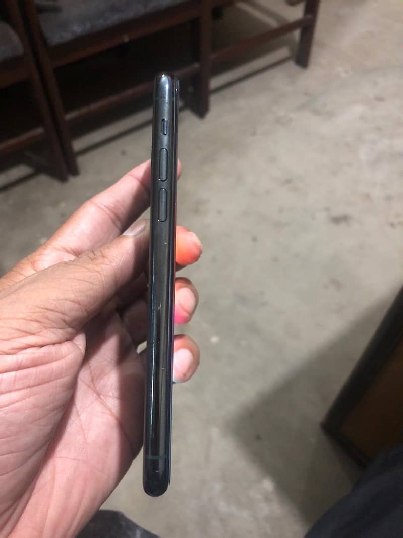 Apple Iphone 11 Pro Non PTA 64 GB Midnight Green 4