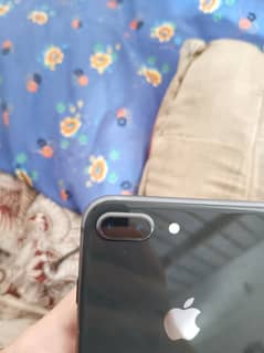 I phone 8 plus 64gb best for gaming no open no repair good condition