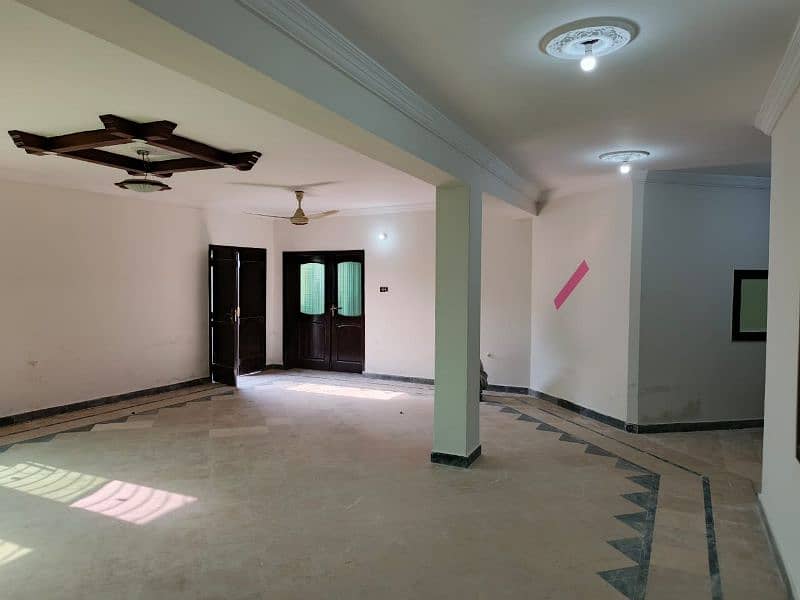 1 kanel Open Basement For Rent F15 Islamabad 6