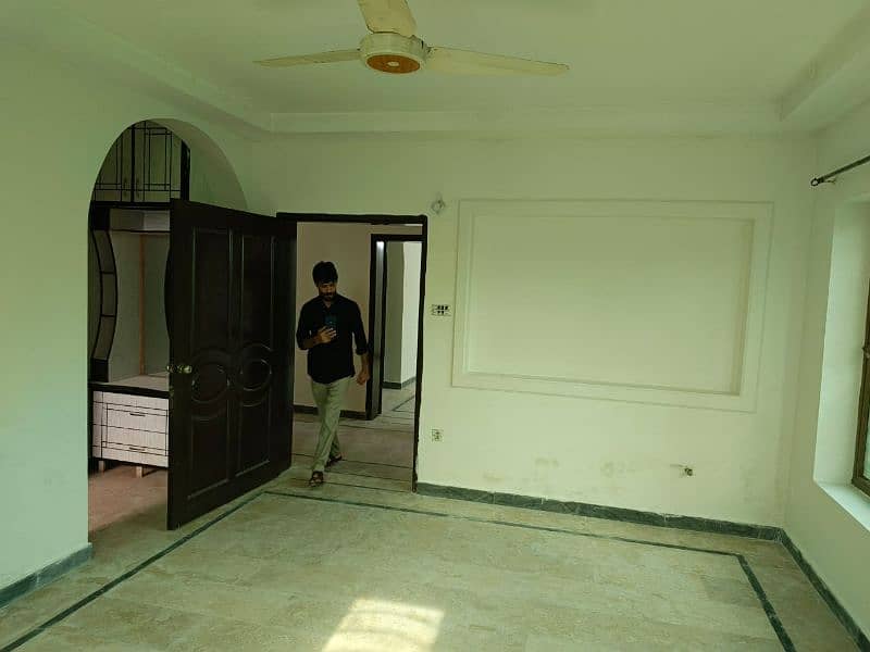 1 kanel Open Basement For Rent F15 Islamabad 15