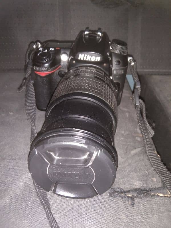 Nikon d7000 with 18_105 mm len 2