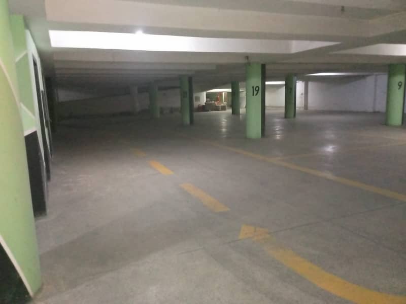 30000 S/f Independent Corporate Building Available For Rent 14