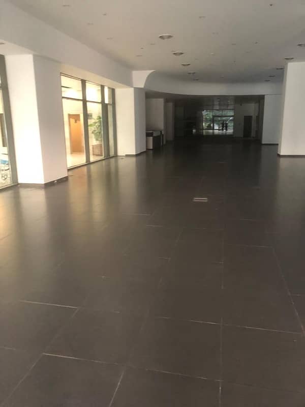 10000 Sq Ft Space Office Available In Gulberg For Multinational Companies 0