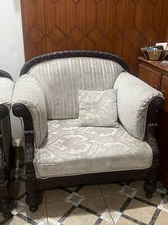 Selling Sofa Set