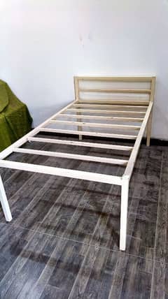 iron bed for sale 0