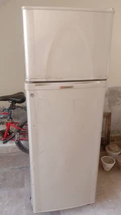 Dawlance fridge for sale 0