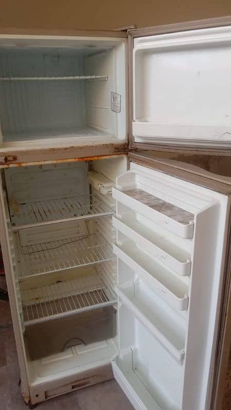 Dawlance fridge for sale 1