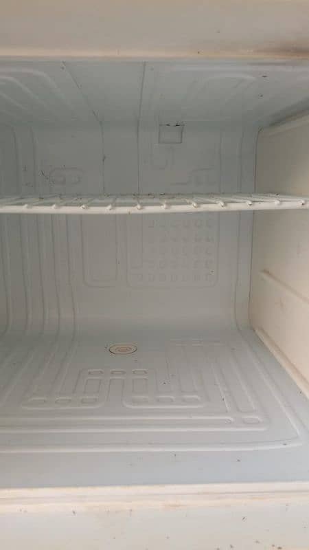 Dawlance fridge for sale 3