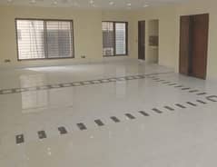 4 MRALA 2ND FLOOR HALL AVAILBLE FOR RENT ON MAIN BOLEVED