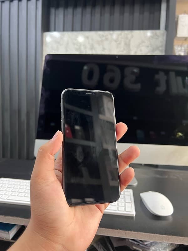 IPHONE 11 Non pta factory unlock 64gb 86% b. h 2