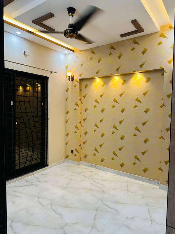 05 MARLA BRAND NEW HOUSE FOR SALE LDA APPROVED GAS AVAILABLE IN EASTERN BLOCK PHASE 1 BAHRIA ORCHARD LAHORE 3