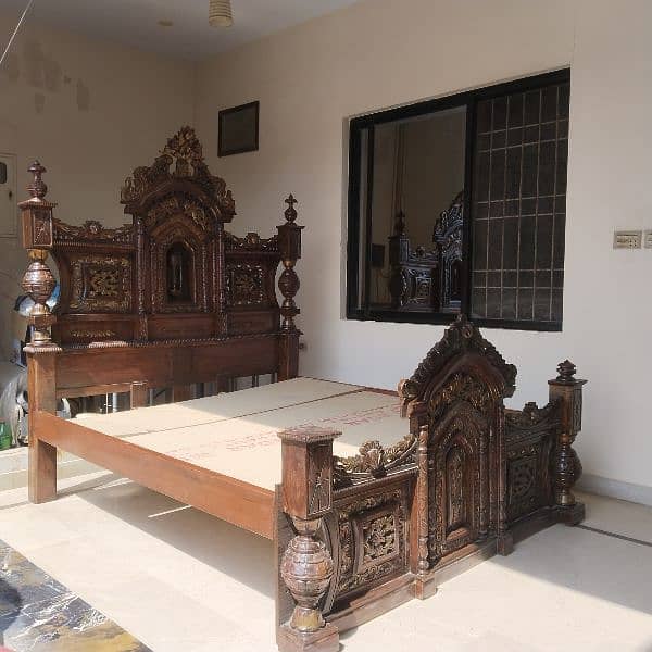 Chiniot Crown Bed with 2 Sidetables (Without Mattress), Good Condition 4