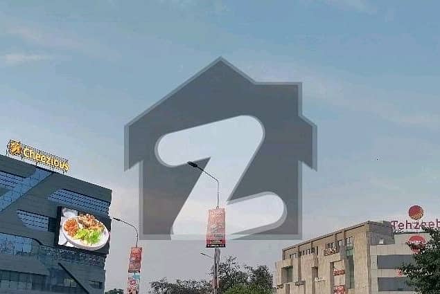 Prime Location 1100 Square Feet Office Is Available For Rent In I-8 Markaz 2