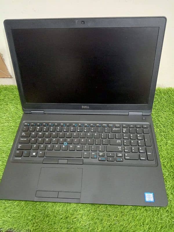 Dell Latitude 5580 0