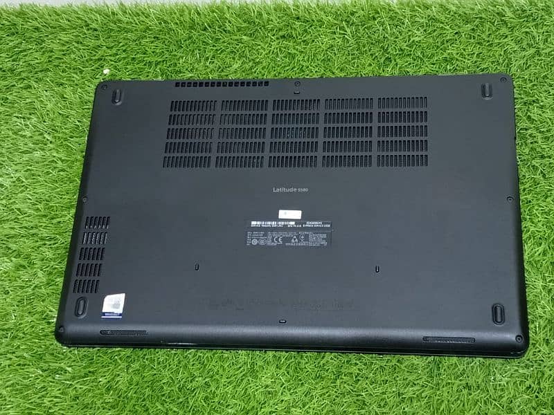 Dell Latitude 5580 2