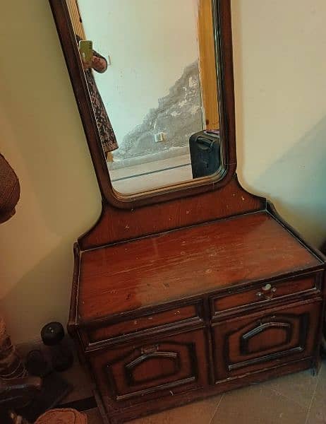 Brown Dressing Table 1