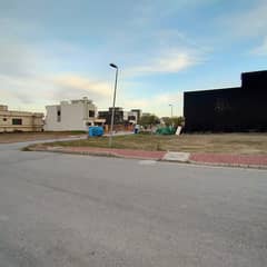 1 Kanal Boulevard Corner Plot | Bahria Town Rawalpindi, Phase 8 Extension, Precinct 3 | Top-Heighted, Full View | PKR 45 Lakh