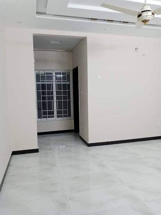 LOWER GROUND PORTION IS AVAILABLE FOR RENT IN I-8 ISLAMABAD. 1