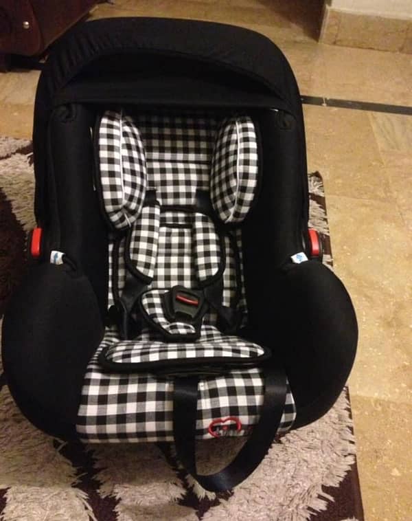 Baby Car Seat 1