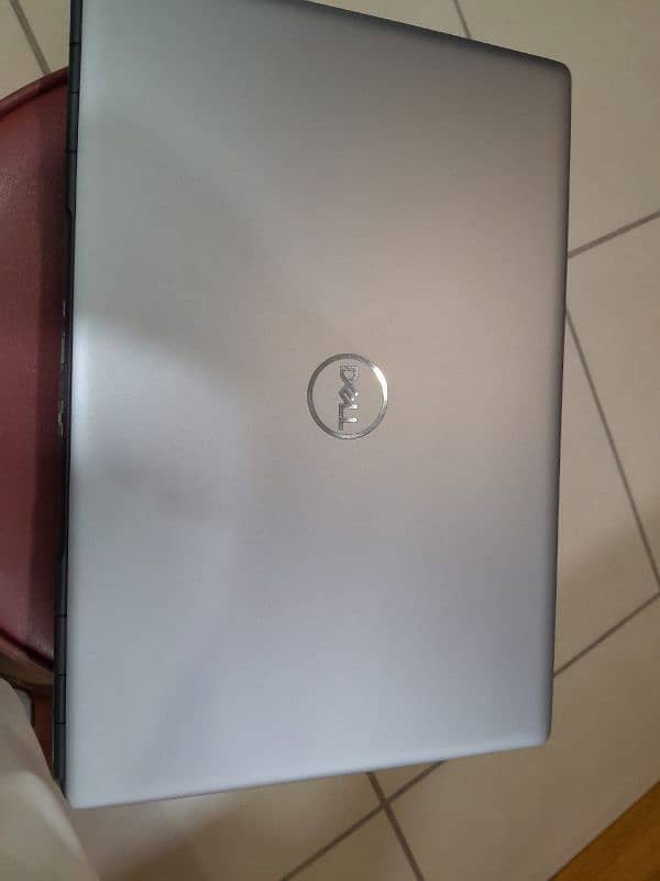 DELL Pricision 7550 2