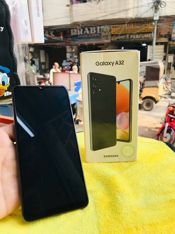 Samsung Galaxy A32 2