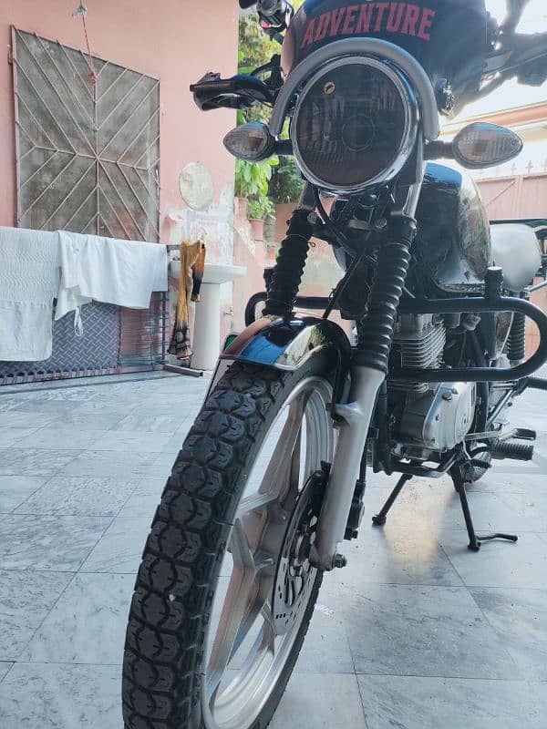 Suzuki GS 150 SE 2019 3