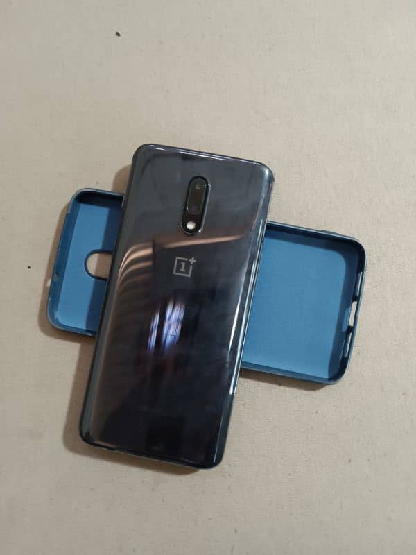 OnePlus 7  8gb 256gb peach approved 0