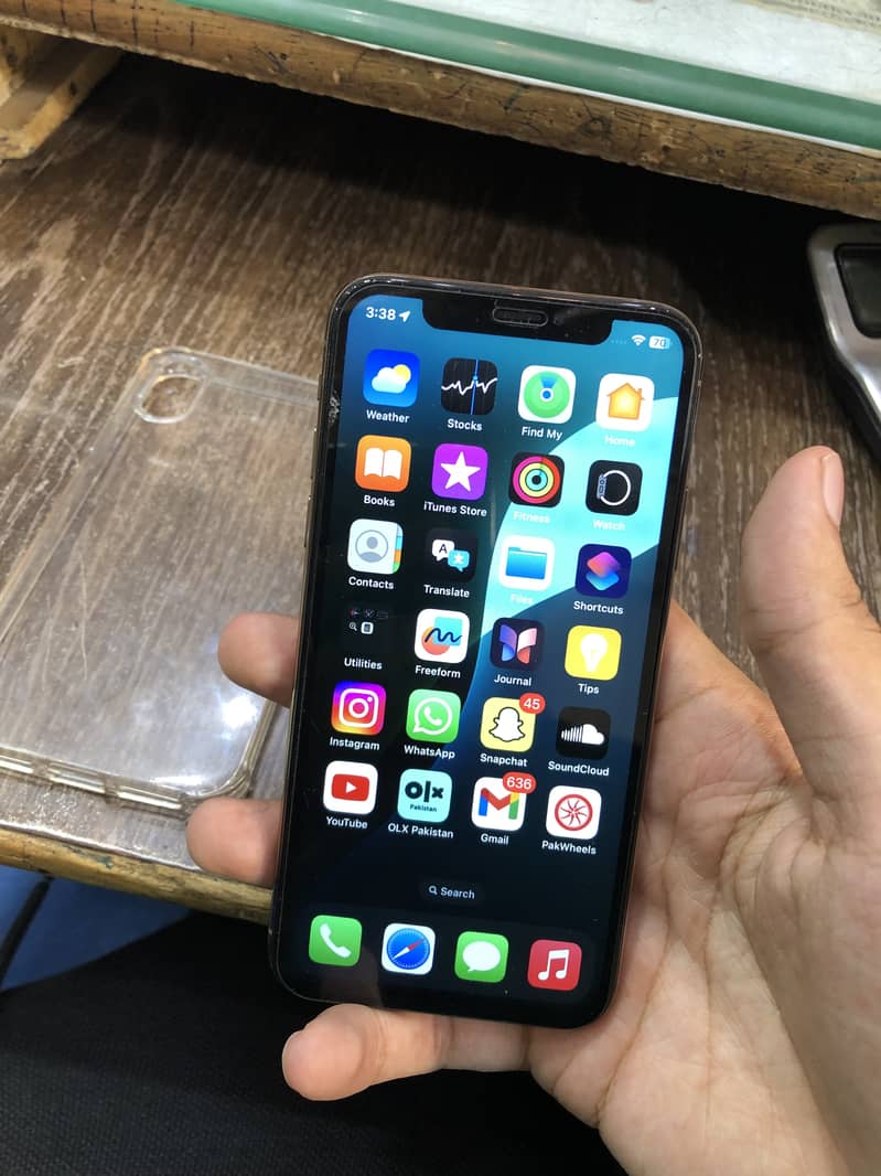 iPhone XS Non pta factory unlock not Jv 1