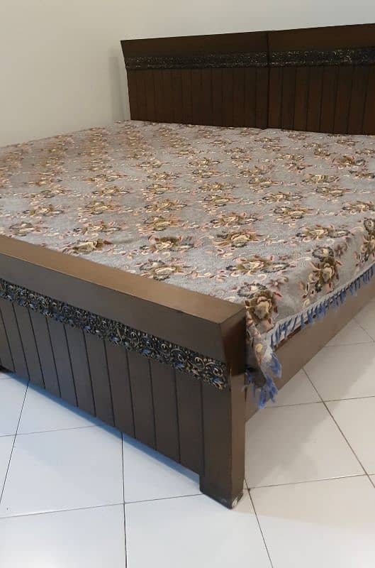 Single Bed with Mattress and One Side Table 1