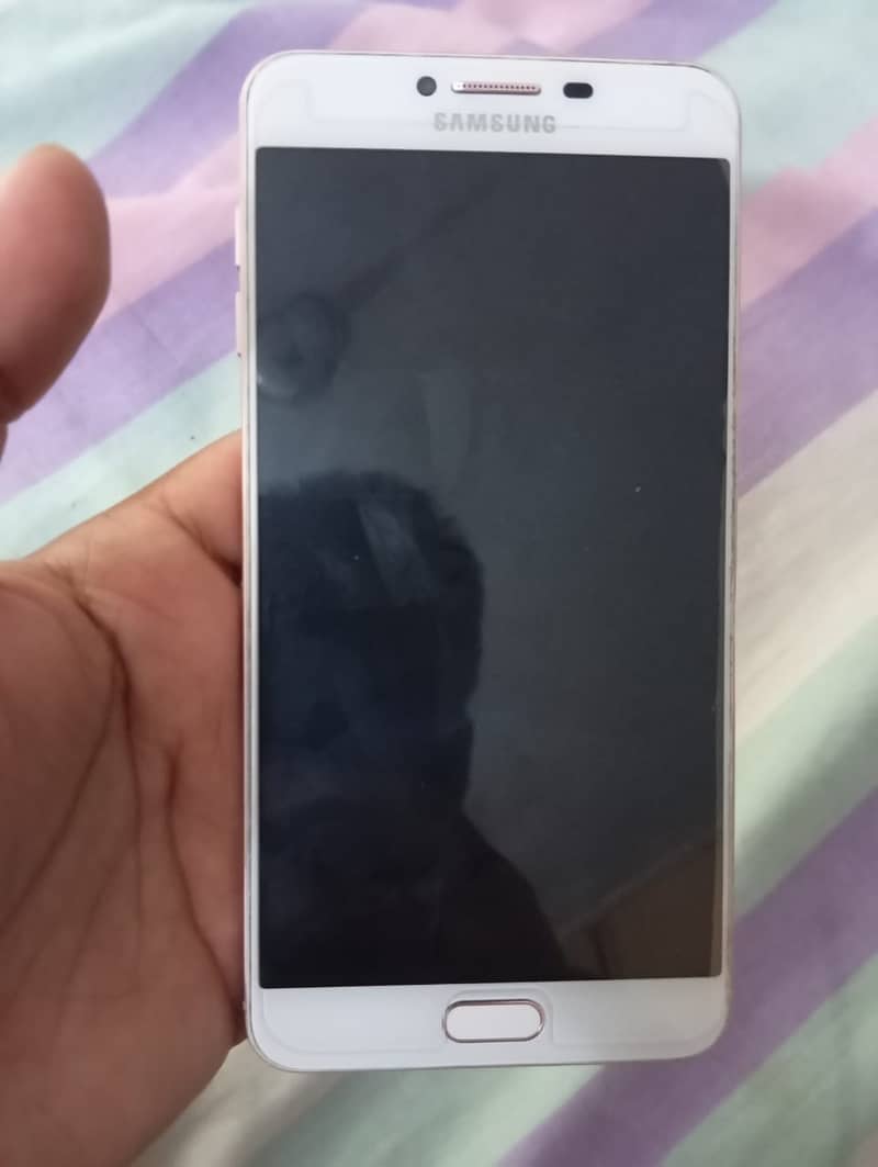 Samsung Galaxy C7 4GB 64 exchange possible 5