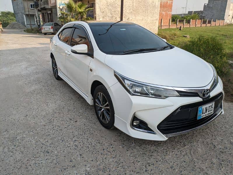 Toyota Corolla Altis 2018 geniun 7