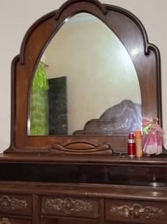 wood dressing table