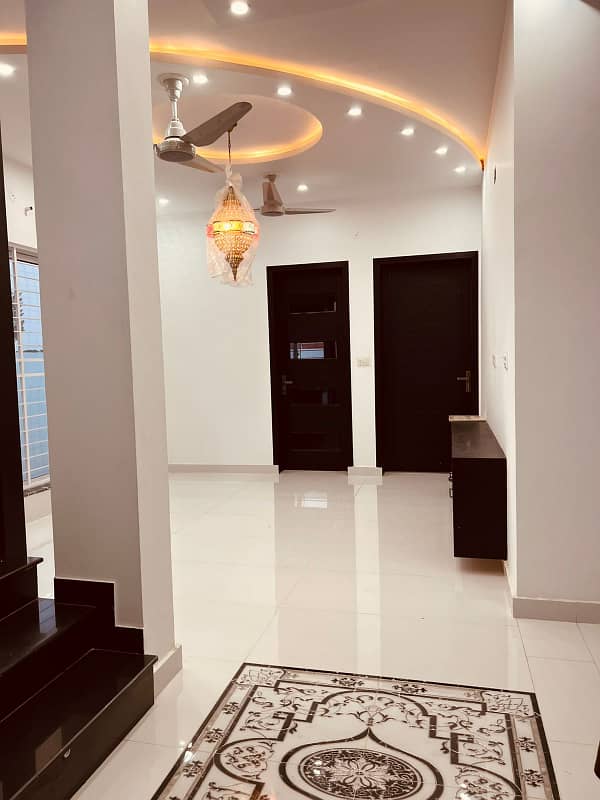 DHA Rahbar 8 Marla Brand New Spanish House For Rent 4