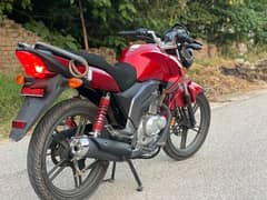 Suzuki GSX 125