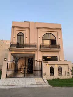 5 Marla Luxury House Available For sale In DHA Phase 9 Town Lahore