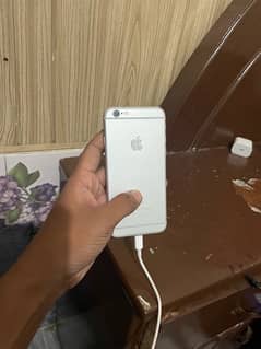 iPhone 6 03056952250