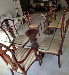 table with 6 chairs