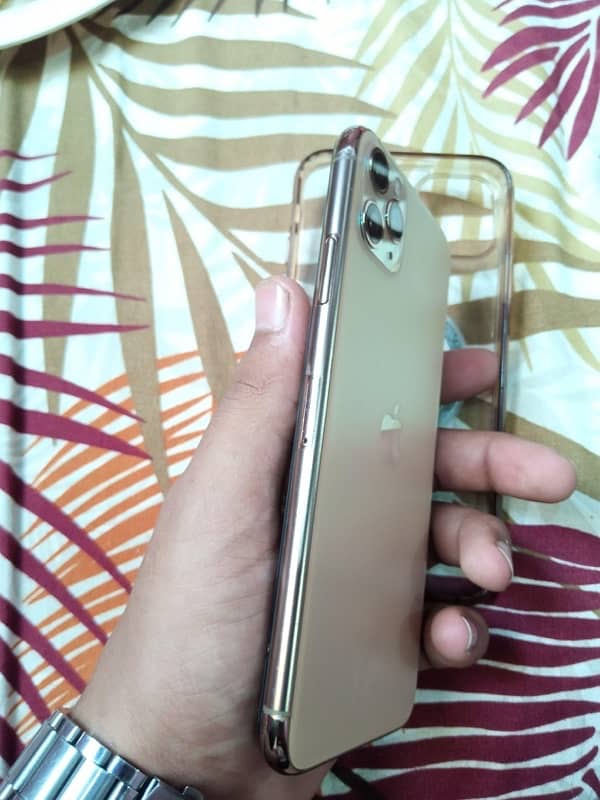 iphone 11 pro max for sale Non pta 3