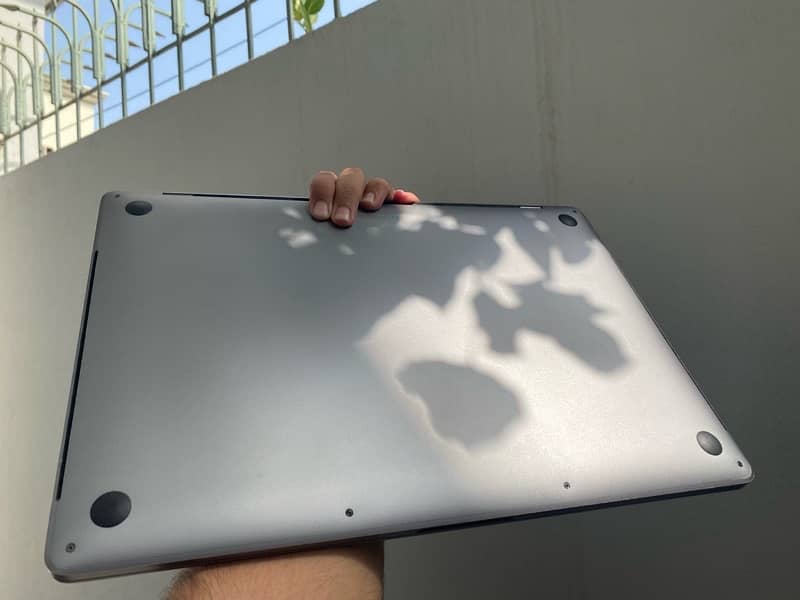 MacBook pro 0