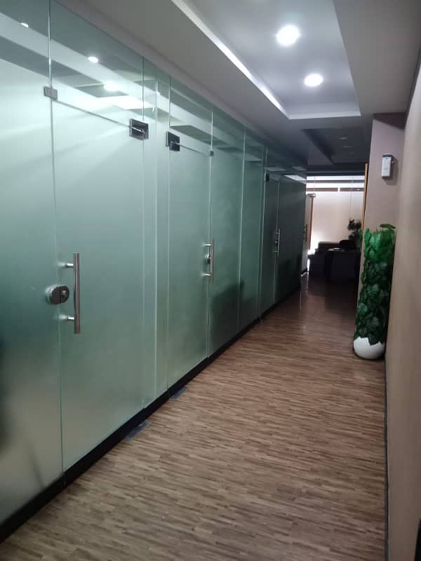 2500 Sq Ft Space For Rent In MM Alam Road Hot Location 7